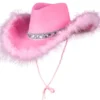 Cowboyhat i lyserød med fjerkant og pailletter