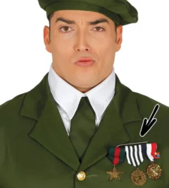 Militær medaljer 3 på nål